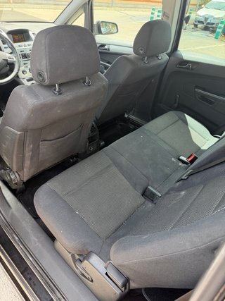Opel Zafira 2009