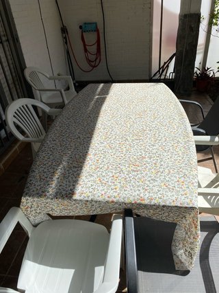 Mesa de jardín cristal y metal