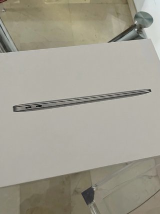 MacBook Air 2019 Plata