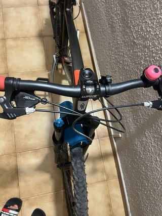 Bicicleta de montaña WAKE