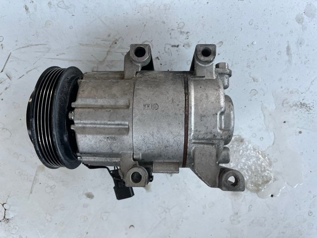 Compresor A/A Kia Sportage M10 U-ENGINE