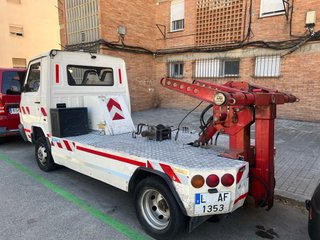 grua de pala nissan trade para carnet B