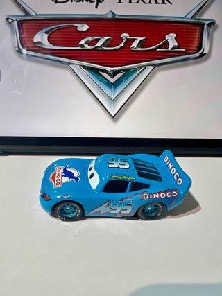 Coche juguete cars Rayo Dinoco