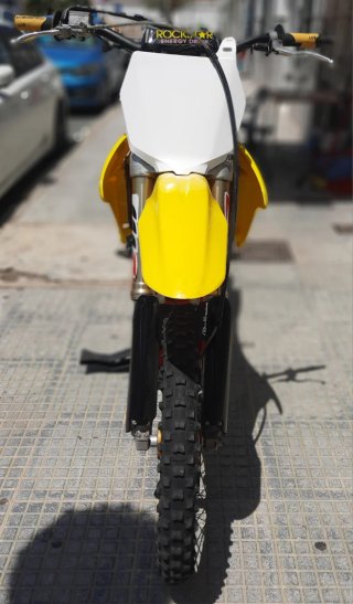 Moto de Cross Suzuki RMZ-250