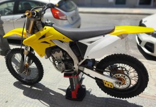 Moto de Cross Suzuki RMZ-250 (ÚLTIMO PRECIO)