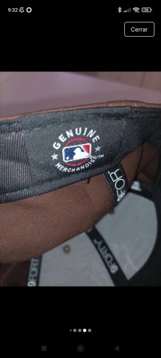 Gorra New Era Yankees Marrón
