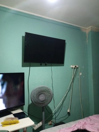 Televisor Negro
