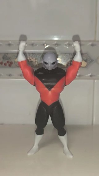 Figura Jiren Dragon Ball brazos artículados