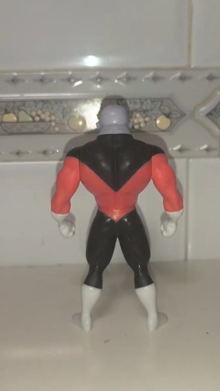 Figura Jiren Dragon Ball brazos artículados
