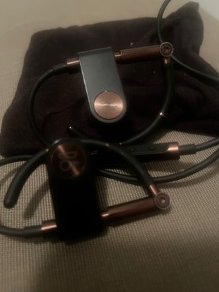 Auriculares Bang & Olufsen Negro/Dorado
