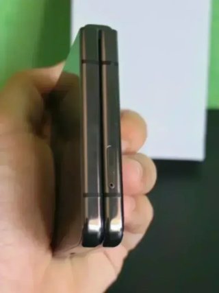 Z Flip 5 256GB. Como nuevo+Factura