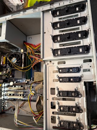 PC Antigüedad Celeron 2.53 GHz 448MB RAM