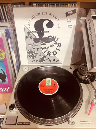 Maxisingle Curiosity - Price 2 Pounds