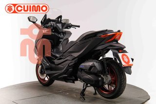 HONDA FORZA 125