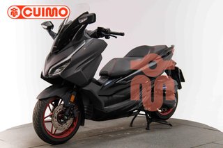 HONDA FORZA 125