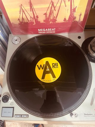 Megabeat - War!! LP Vinilo