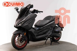 HONDA FORZA 125