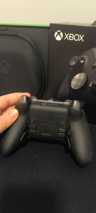 Mando Xbox Elite Series 2 con factura GAME 179€