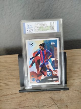 Cromo Fútbol Ronaldinho Topps. Gradeado por NCV.