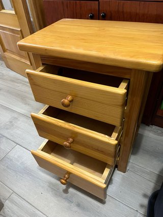 Conjunto de Armario y Mesita de Noche de Madera Ma
