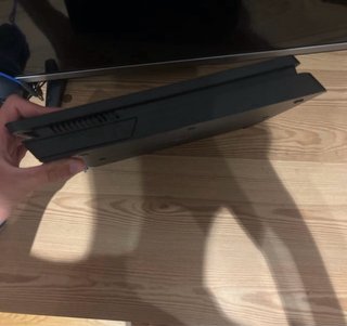 PlayStation 4 Slim Negra