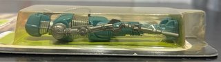 Star Wars 2-1B Droid ESB Kenner 39399