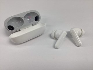 in-ear oppo enco buds 3 pro