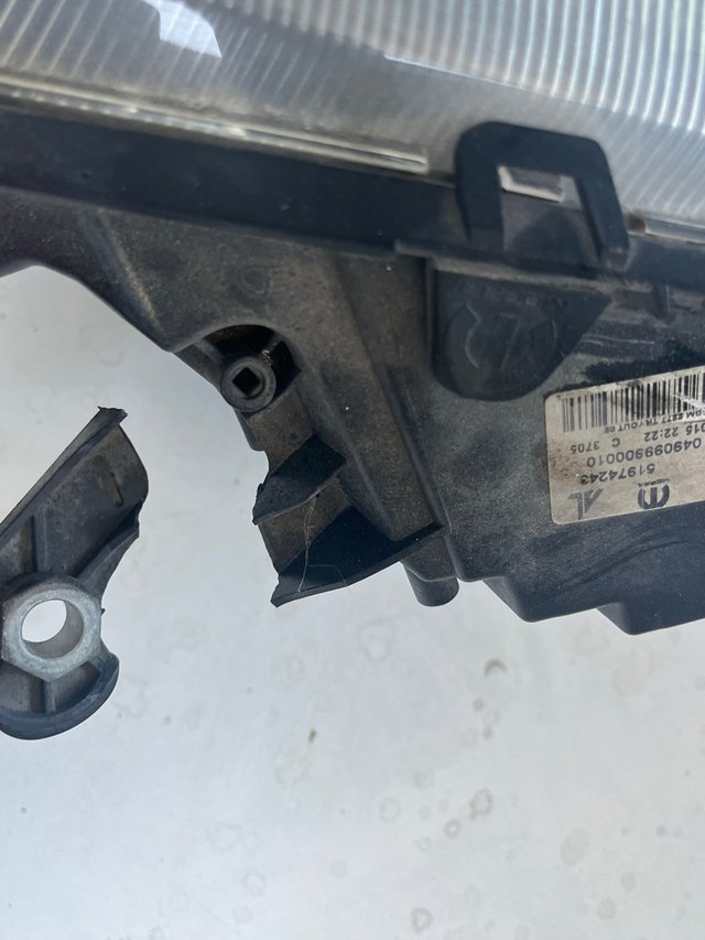 Faro Derecho Fiat Dobló