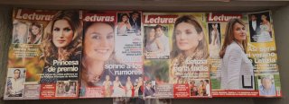 Lote III y V: 21 Revistas Reina Letizia