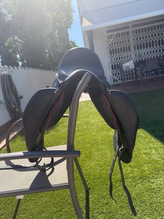 Montura Doma Aviar Sparrow 1.0 Negra 17”