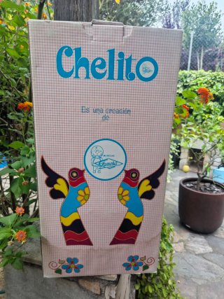 Muñeca Chelito de Famosa