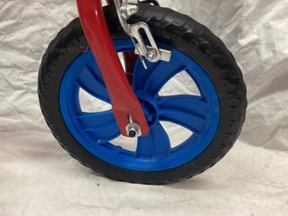 bicicleta niño generica roja, pegatinas