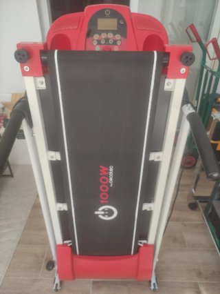 Cinta de andar plegable roja cecotec