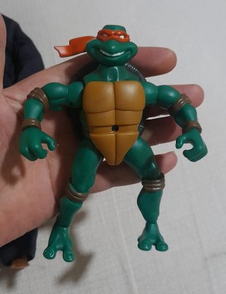 Lote 3 figuras. Power Ranger, Action man, tortuga
