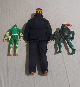 Lote 3 figuras. Power Ranger, Action man, tortuga