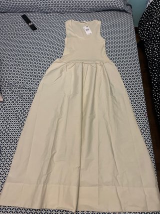 Vestido largo beige talla M