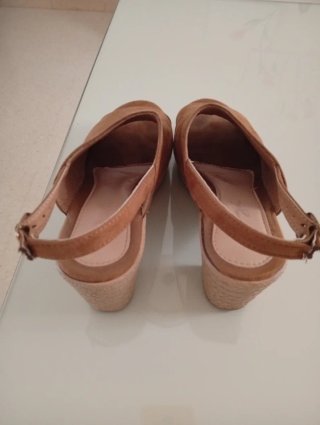 Sandalias de verano marrones
