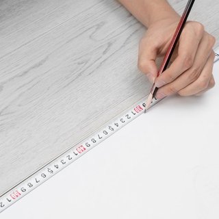 Baldosas de Vinilo Interconectables 1220 X 185 mm, 10 Baldosas de 5.5mm de Grosor que se Encajan, Suelo de Grano de Madera Gris Claro para DIY en Cocina, Comedor, Dormitorios y Baños, Fácil para D...