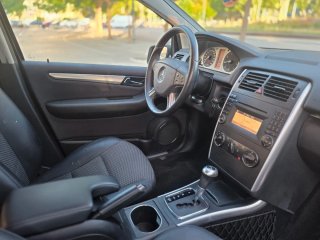Mercedes-Benz Clase B160 AUTOMATICO 5P (C)
