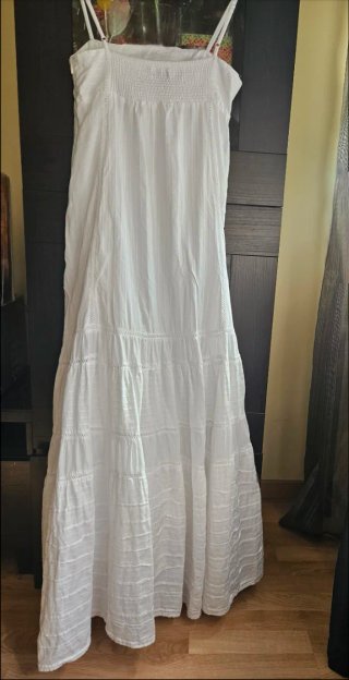 Vestido blanco estilo Ibicenco