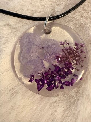 Collares de resina