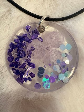 Collares de resina