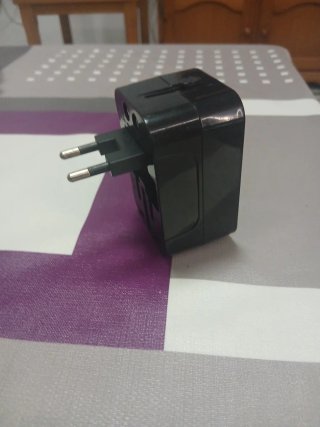 Adaptador de viaje universal negro