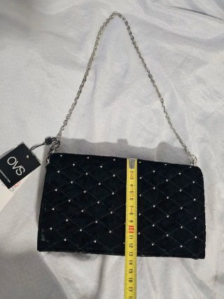 Vendo Pochette OVS nera in velluto – NUOVA