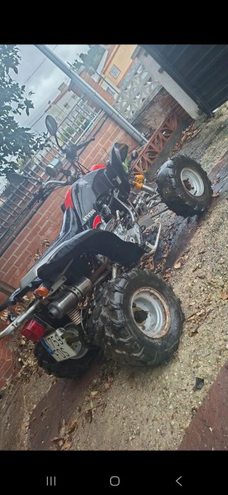 Quad ATV 200cc Negro/Rojo