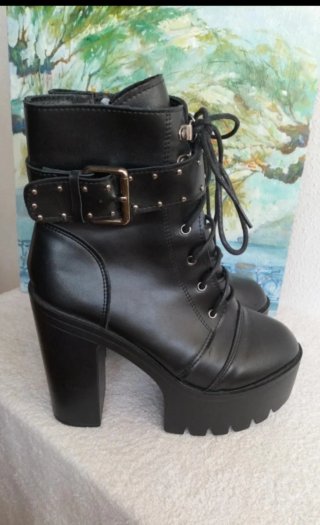 Botines plataforma negros mujer