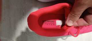 Zapatillas Under Armour rosas/rojas