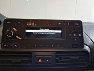 Peugeot Partner Pro Standard 600kg BlueHDi 73kW