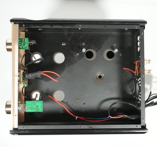 CAJA CHASIS PARA AMPLIFICADOR PREVIO A VALVULAS