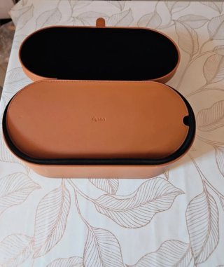 Dyson airwrap
